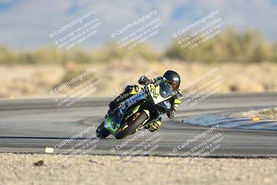 media/Dec-07-2025-CVMA (Sun) [[3e7d2de5dc]]/Race 18-Formula Twins-Formula 40 UL/